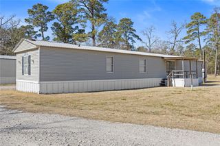1202 Us Highway 190 10, Huntsville, TX 77340