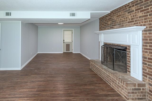 313 Maple Way, Ringgold, GA 30736