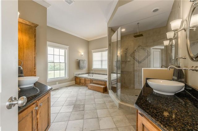 2998 NE Clark Road, Kingston, MO 64650