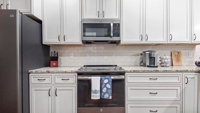 1445 Hickory Street, Niceville, FL 32578