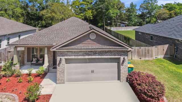 1445 Hickory Street, Niceville, FL 32578