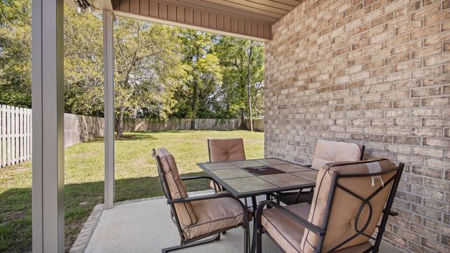 1445 Hickory Street, Niceville, FL 32578