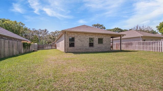 1445 Hickory Street, Niceville, FL 32578