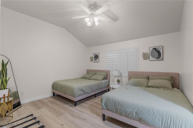 7471 Darby Avenue, Las Vegas, NV 89117