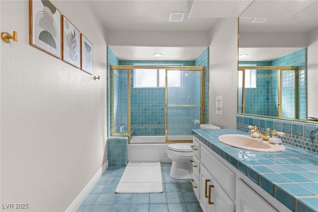 7471 Darby Avenue, Las Vegas, NV 89117