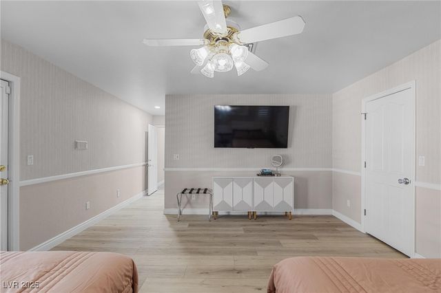 7471 Darby Avenue, Las Vegas, NV 89117