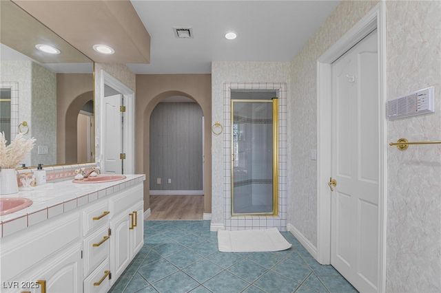 7471 Darby Avenue, Las Vegas, NV 89117