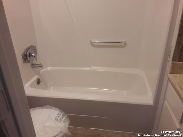 13202 Larkwalk Dr., San Antonio, TX 78233