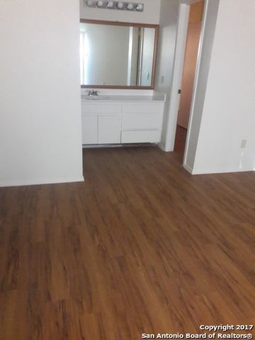 13202 Larkwalk Dr., San Antonio, TX 78233