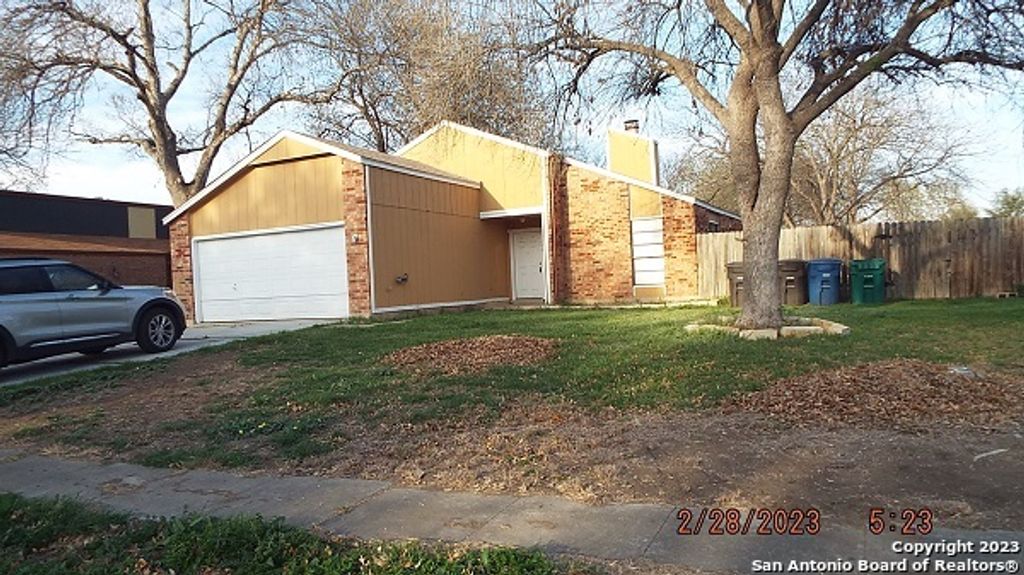 13202 Larkwalk Dr., San Antonio, TX 78233