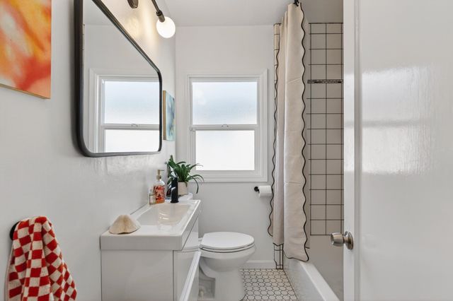 2009 Coalinga Ave, Richmond, CA 94801