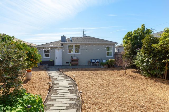 2009 Coalinga Ave, Richmond, CA 94801