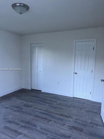 21221 SW 120 AVE, Miami, FL 33177