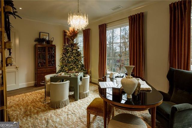 4238 W Club Lane NE, Atlanta, GA 30319