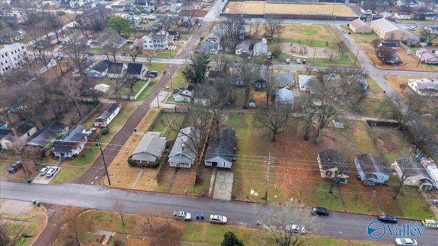 410 Oshaughnessy Avenue NE, Huntsville, AL 35801