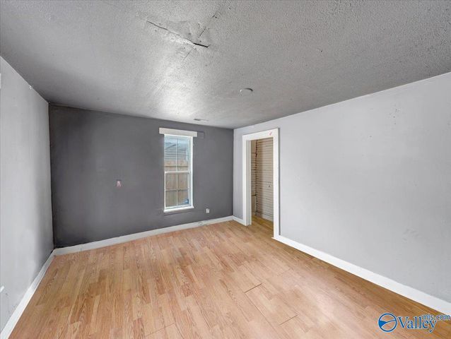 410 Oshaughnessy Avenue NE, Huntsville, AL 35801