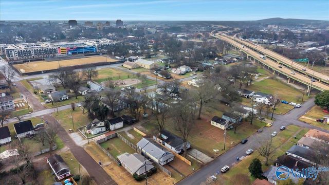 410 Oshaughnessy Avenue NE, Huntsville, AL 35801