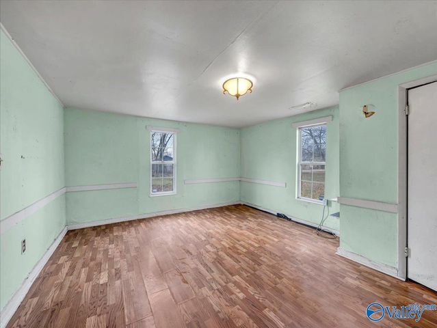 410 Oshaughnessy Avenue NE, Huntsville, AL 35801