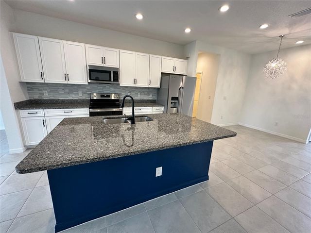 8590 CANYON CREEK TRAIL, Parrish, FL 34219