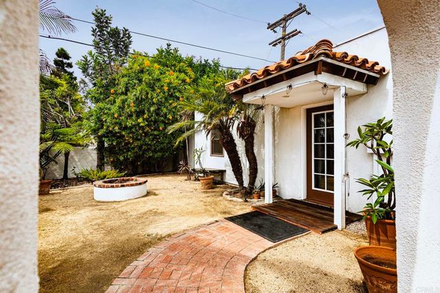 774 Laguna, Carlsbad, CA 92008