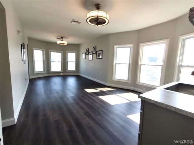 543 South Park Avenue, Buffalo, NY 14204