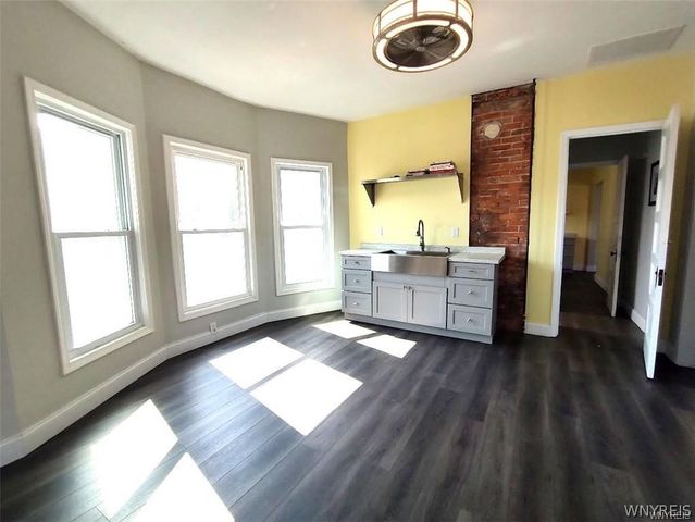 543 South Park Avenue, Buffalo, NY 14204