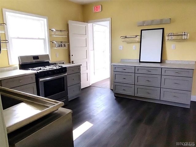 543 South Park Avenue, Buffalo, NY 14204