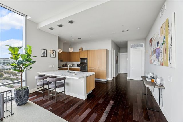 2727 Kirby Drive 12C, Houston, TX 77098