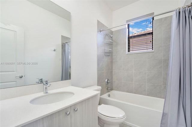 5546 Agostino Way, Ave Maria, FL 34142