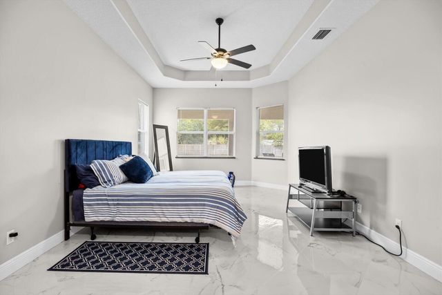 562 SW Souris Avenue, Port St. Lucie, FL 34953