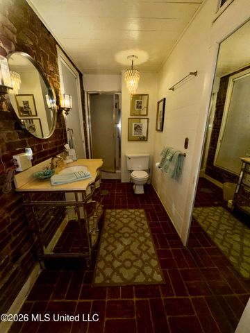 303 N Commerce Street, Natchez, MS 39120