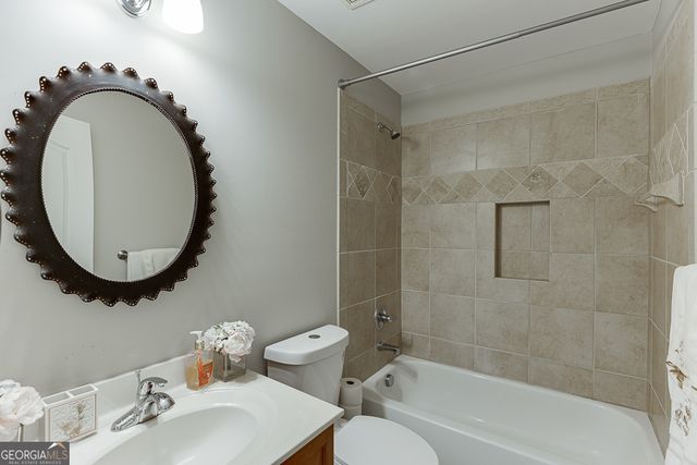 4761 Moon Chase Drive, Buford, GA 30519