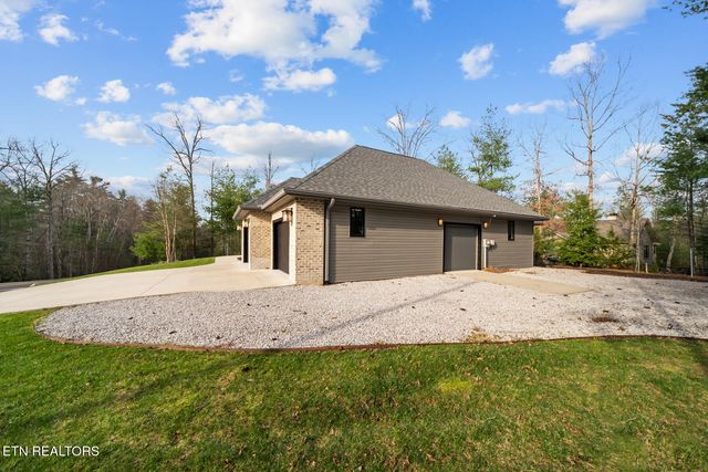 194 Forest View Drive, Crossville, TN 38558