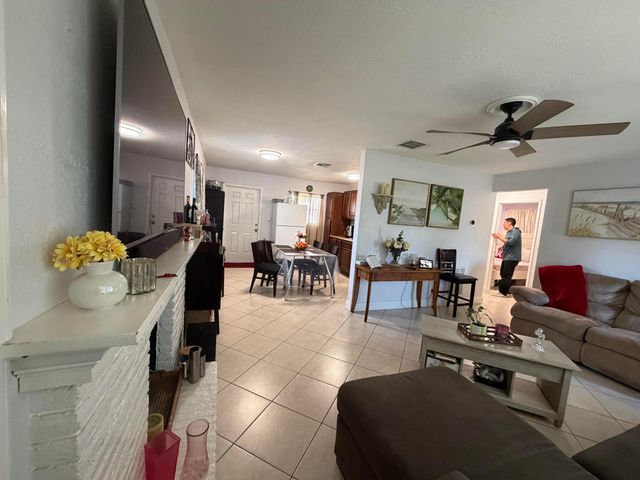 729 Cherry Road, West Palm Beach, FL 33409