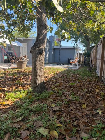 729 Cherry Road, West Palm Beach, FL 33409