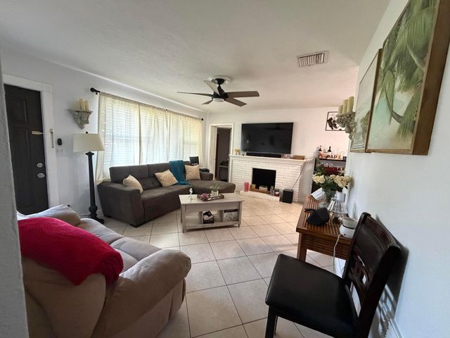 729 Cherry Road, West Palm Beach, FL 33409