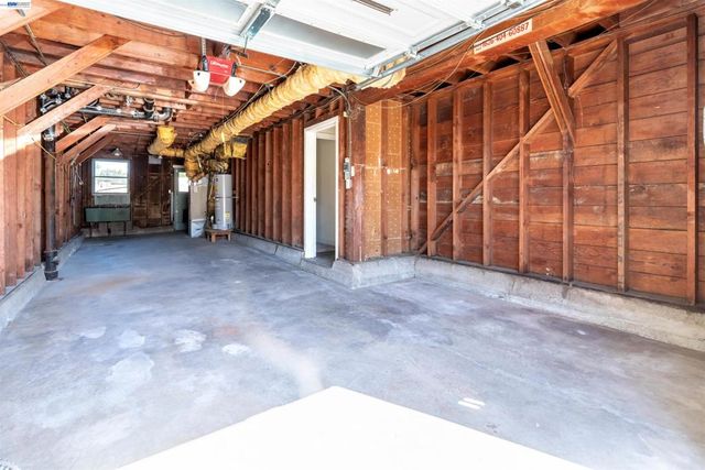 3218 Wawona St, San Francisco, CA 94116