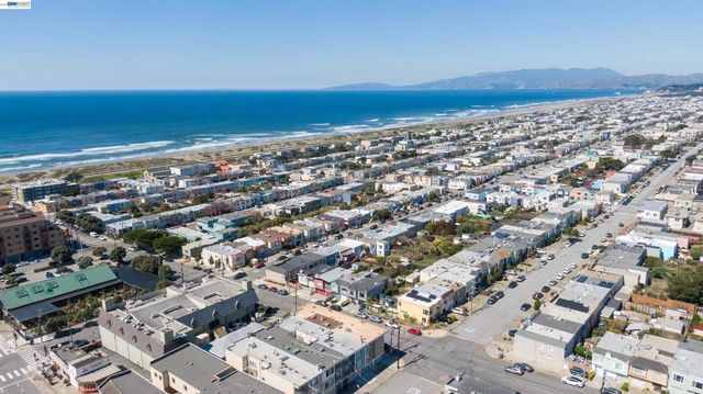 3218 Wawona St, San Francisco, CA 94116
