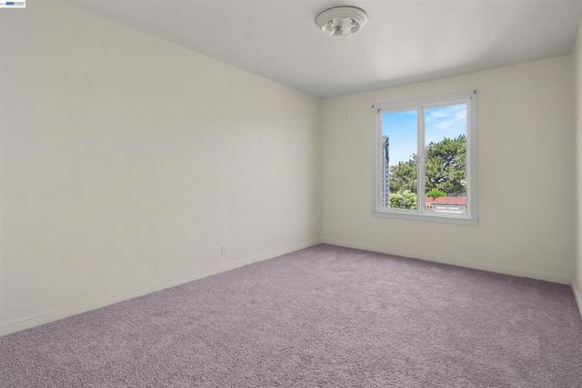 3218 Wawona St, San Francisco, CA 94116