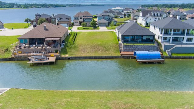 12546 St Louis Court, Willis, TX 77318