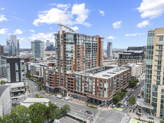 600 12th Ave S Apt 815, Nashville, TN 37203