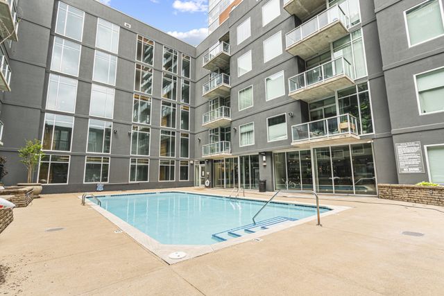 600 12th Ave S Apt 815, Nashville, TN 37203