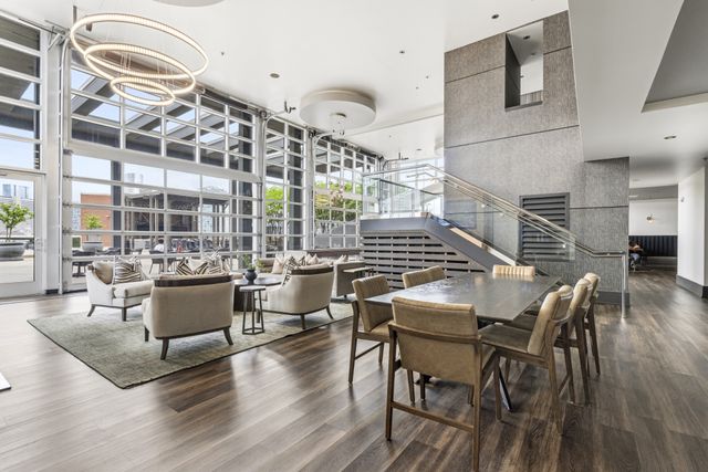 600 12th Ave S Apt 815, Nashville, TN 37203