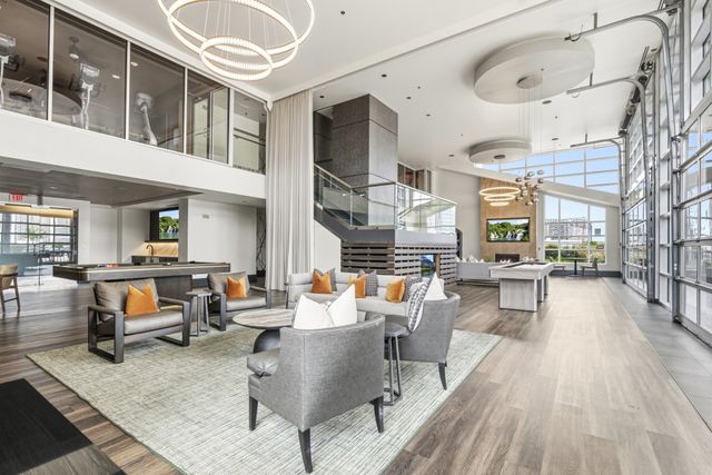 600 12th Ave S Apt 815, Nashville, TN 37203