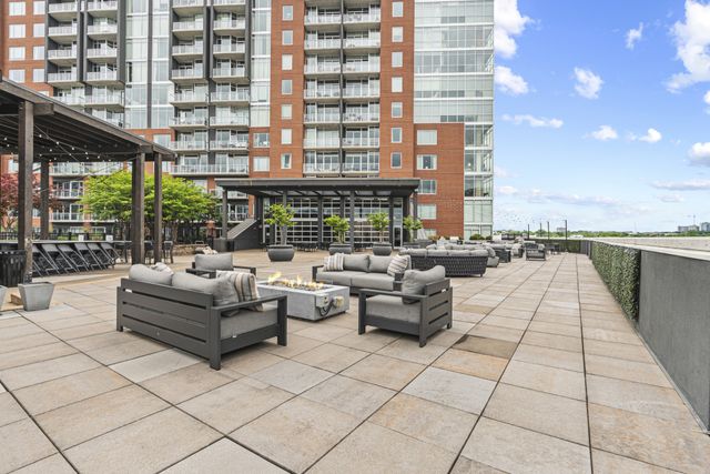 600 12th Ave S Apt 815, Nashville, TN 37203
