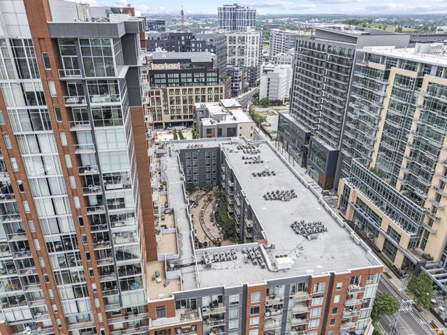 600 12th Ave S Apt 815, Nashville, TN 37203