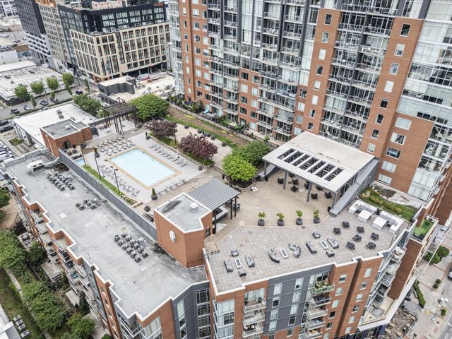 600 12th Ave S Apt 815, Nashville, TN 37203