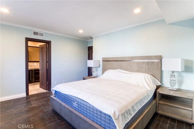 7796 Skyhill Drive, Los Angeles, CA 90068