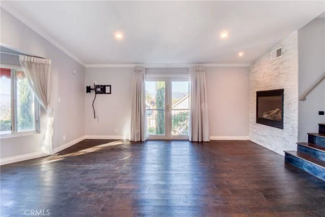 7796 Skyhill Drive, Los Angeles, CA 90068