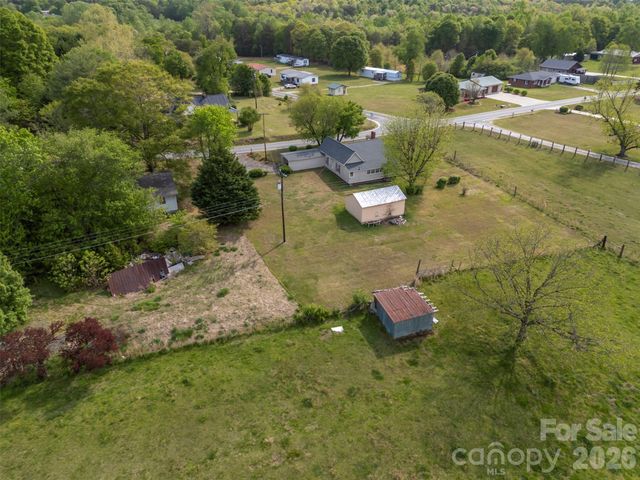 504 Old Henrietta Road, Forest City, NC 28043